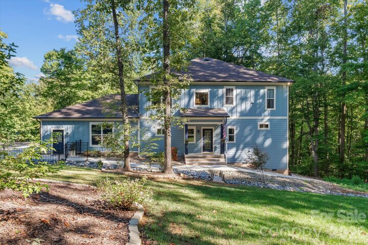 Property Photo: 122 Brookridge Lane NC 28117