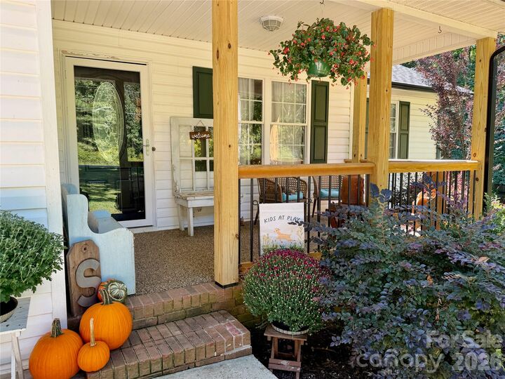 Property Photo:  7180 Forney Hill Road  NC 28037 
