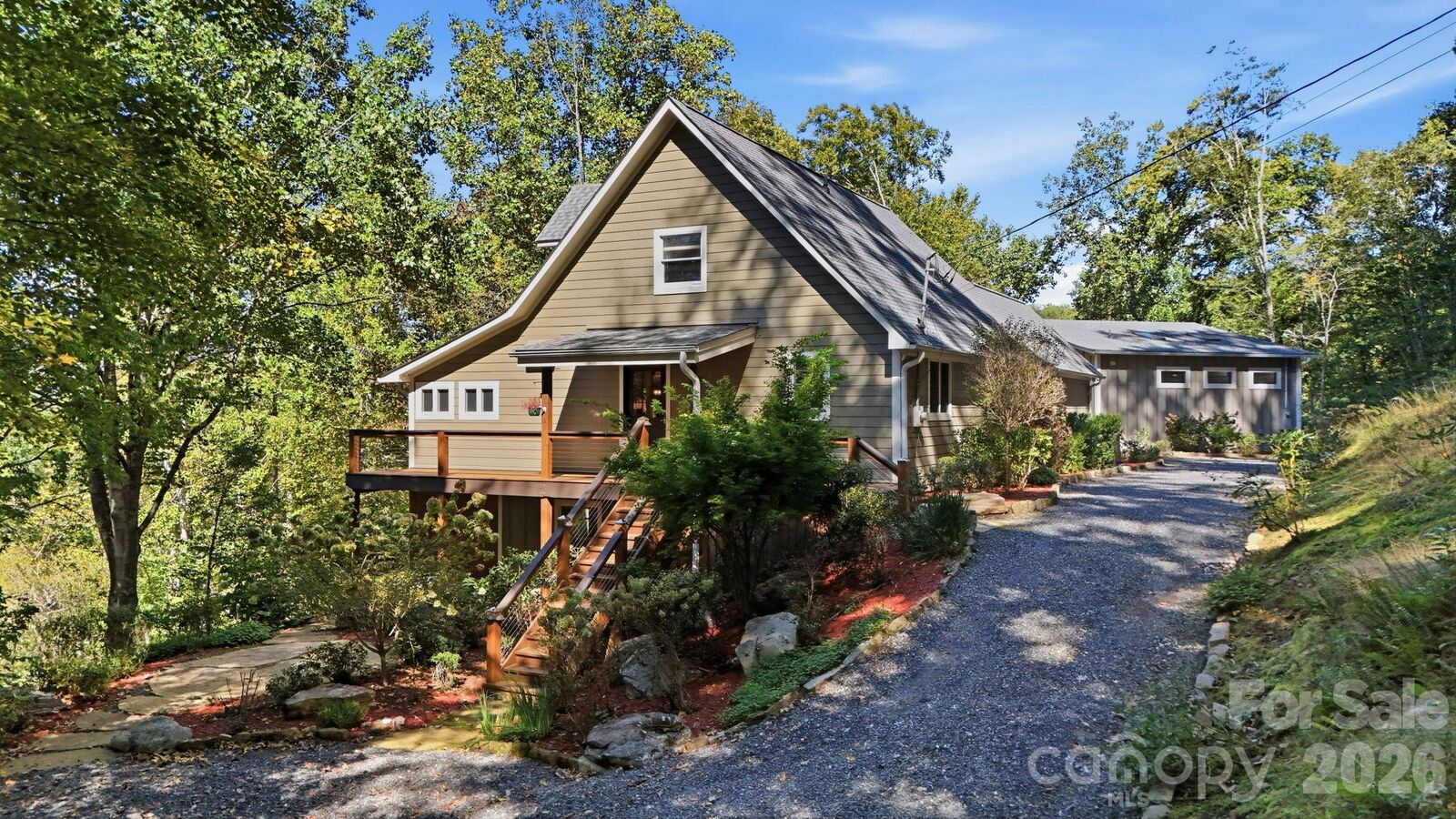 Property Photo:  2711 Rabbit Hop Road  NC 28777 