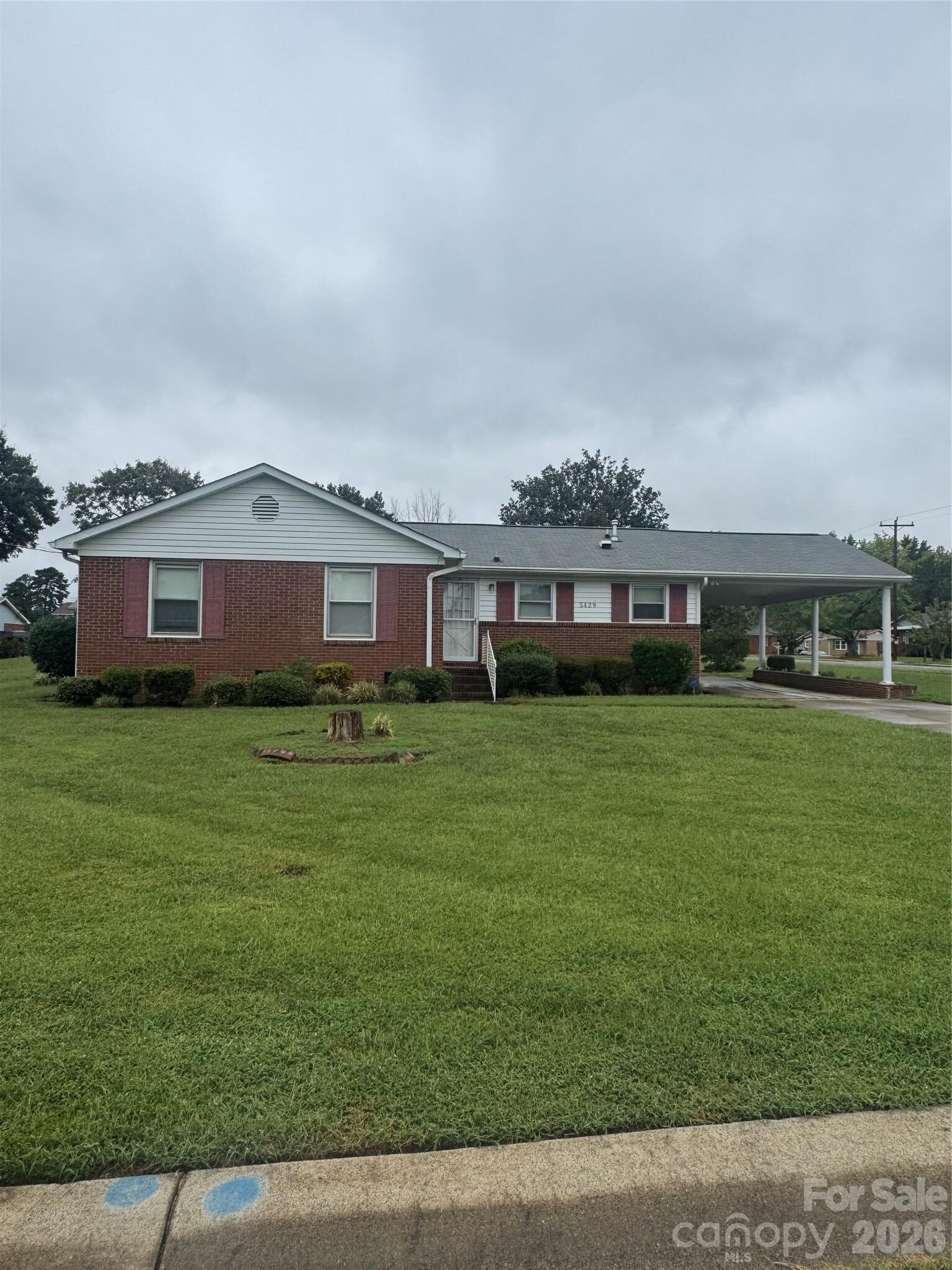 Property Photo:  5429 Evanshire Drive 21  NC 28216 