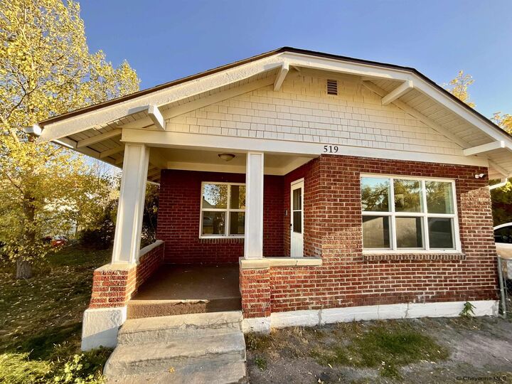 Property Photo:  519 E 10th St  WY 82001 
