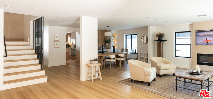 Property Photo: 22269 Avenue San Luis CA 91364