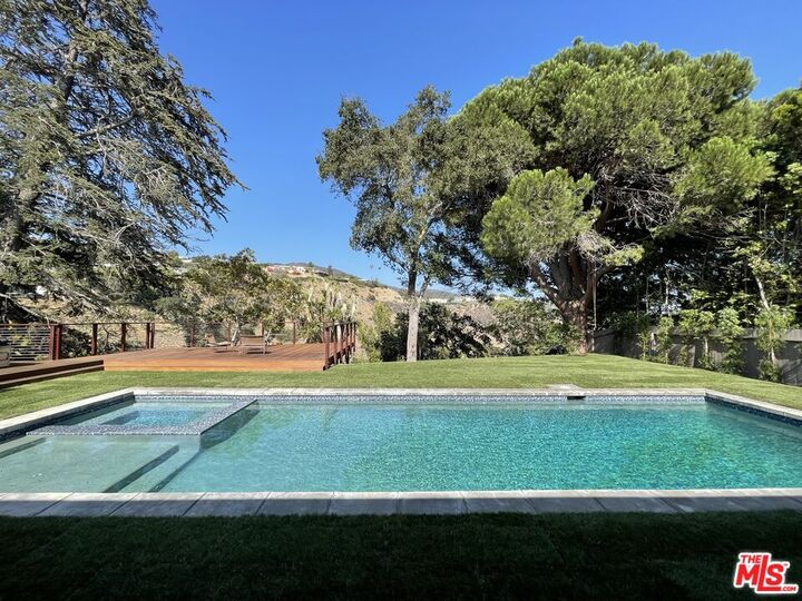 Property Photo: 1022 Lachman Ln CA 90272