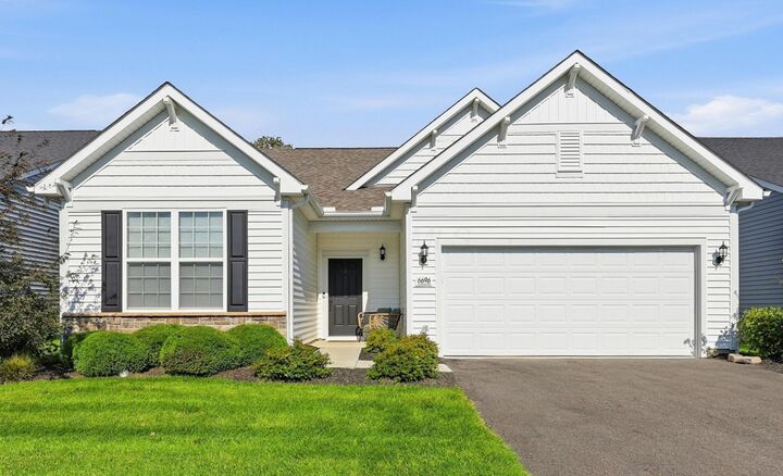 Property Photo:  6696 Cat Singer N Circle  OH 43026 