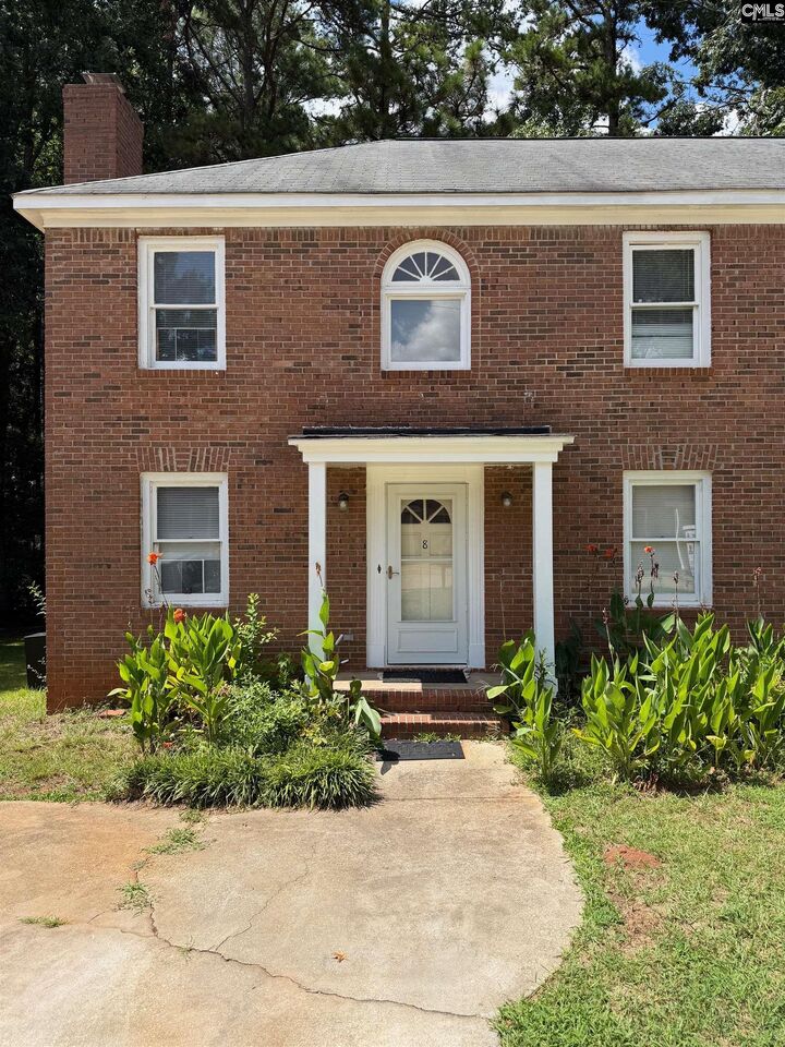 Property Photo:  8 Cresecent  SC 29212 
