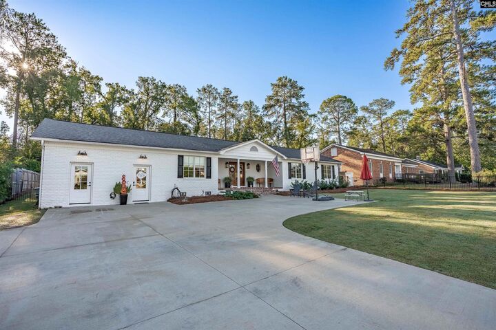 Property Photo:  1680 Shady  SC 29206 