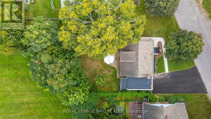 Property Photo:  17 Winston Road  ON L2M 4R1 
