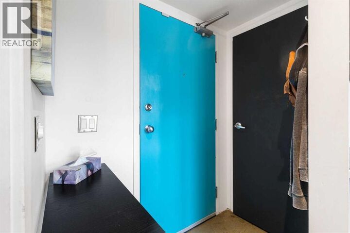Property Photo:  535 8 Avenue Southeast  AB T2G 5S9 