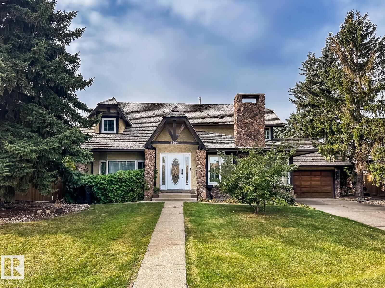 Property Photo: 8504 173 St NW AB T5T 2V4