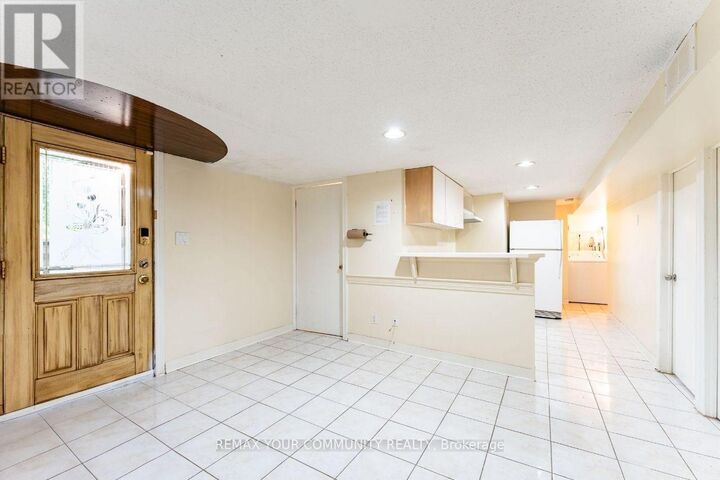 Property Photo:  82 Caines Avenue Basement  ON M2R 2L3 