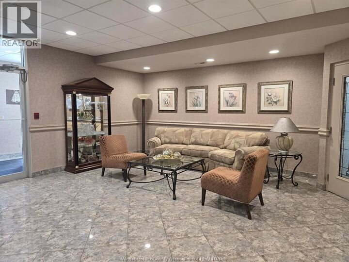 Property Photo:  4789 Riverside 1004  ON N8Y 5A2 