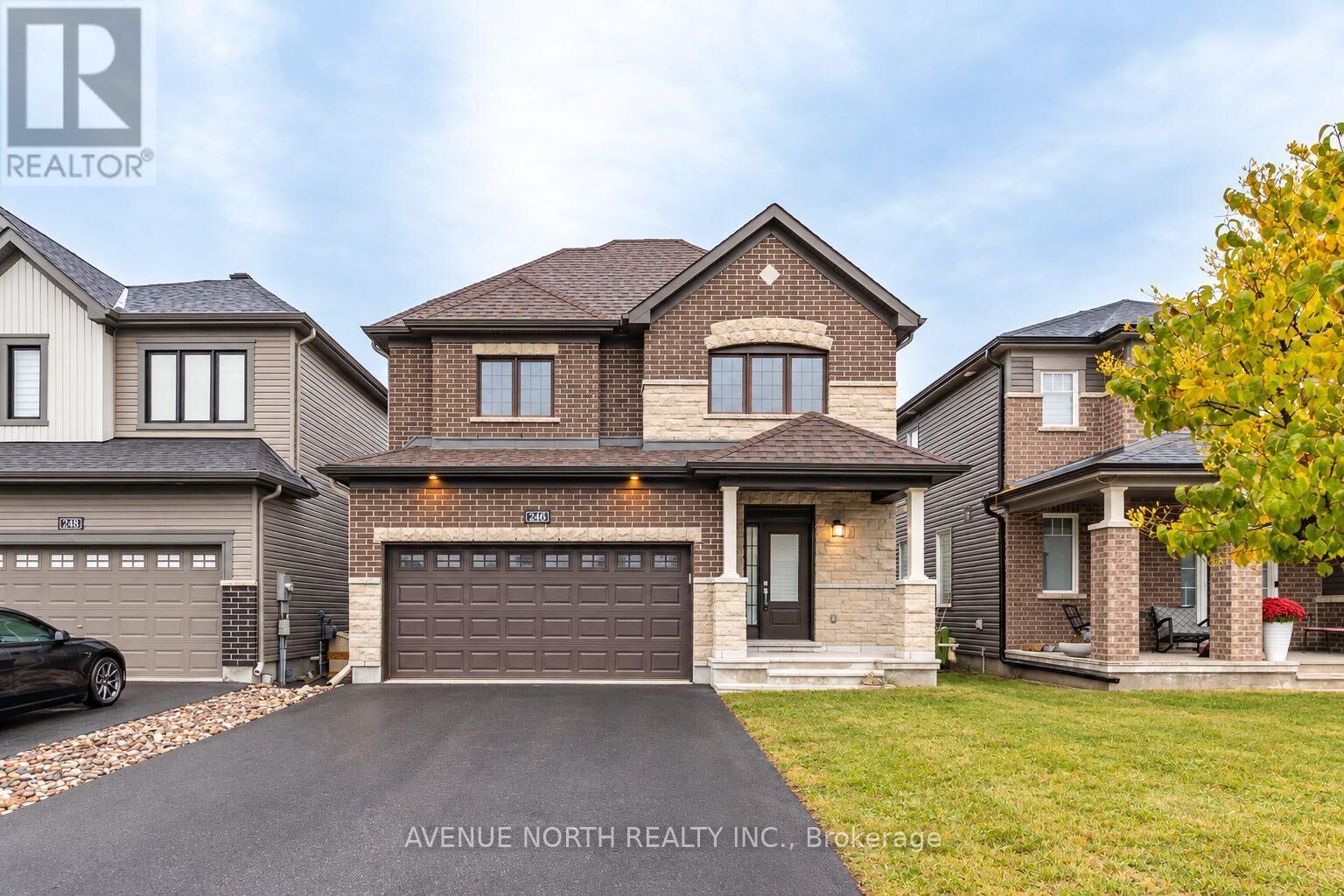 Property Photo:  246 Aquarium Avenue  ON K4A 1L2 