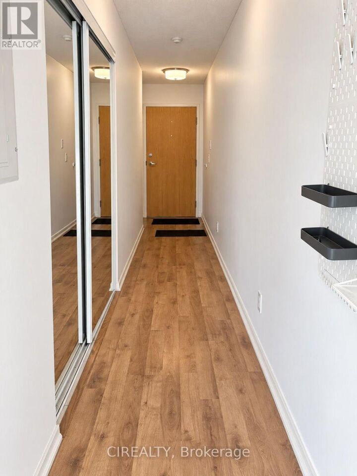Property Photo:  38 Joe Shuster Way 1216  ON M6K 0A5 