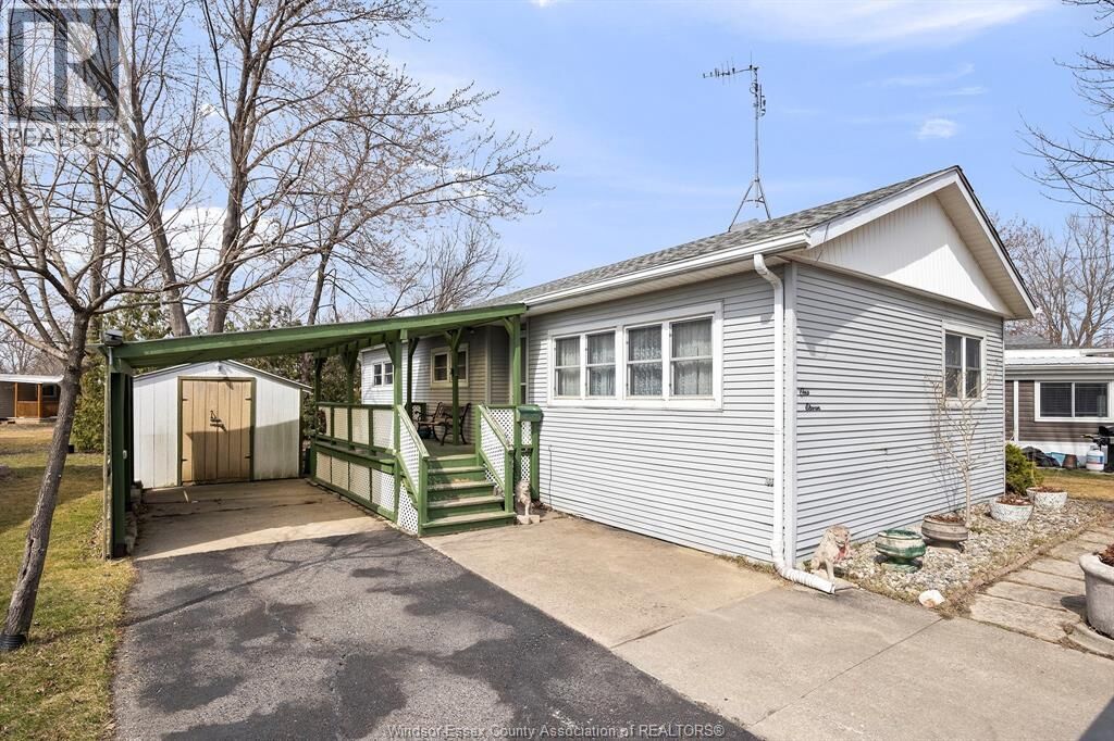 Property Photo:  111 Dana Drive  ON N8M 2A1 