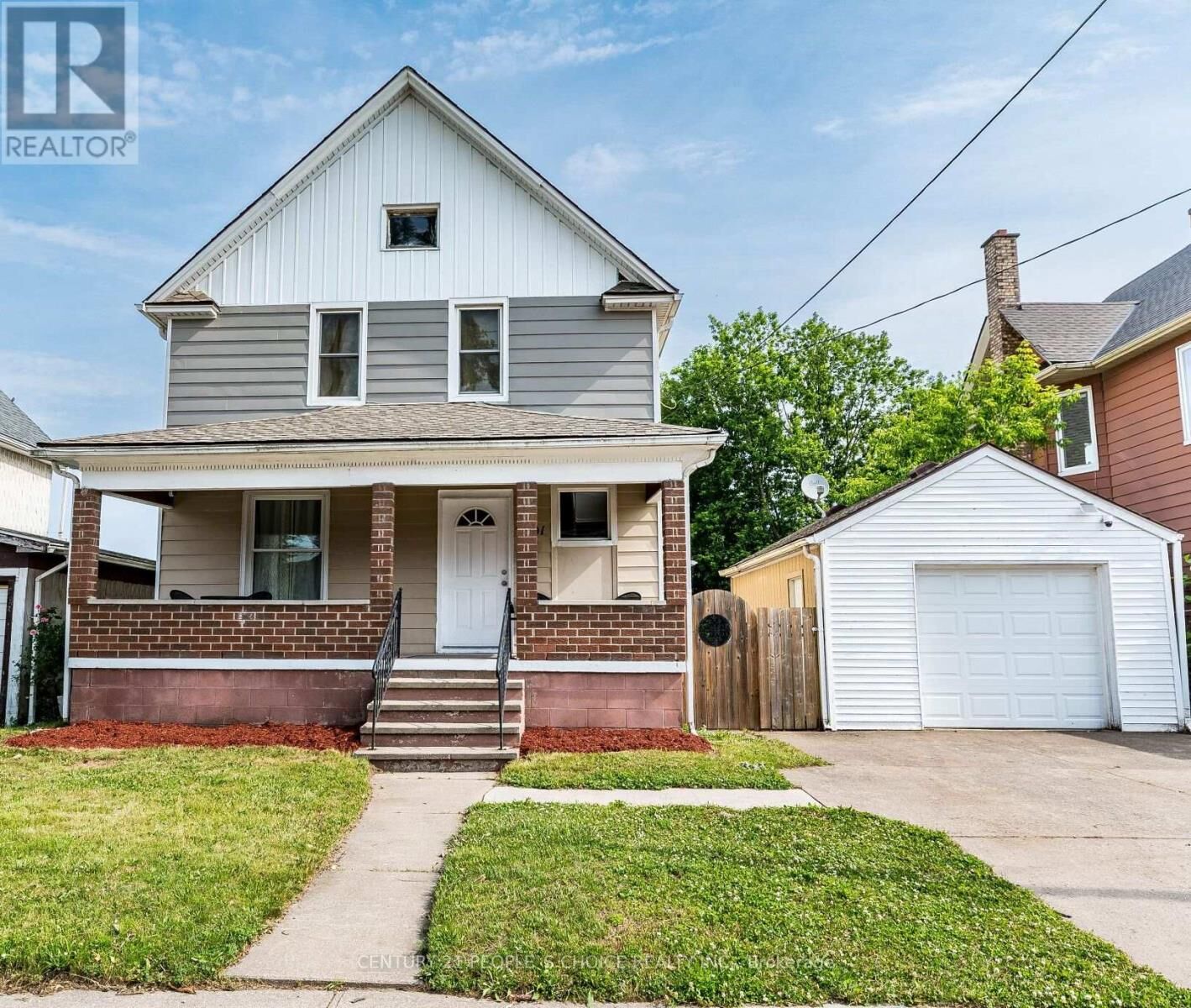 Property Photo: 5001 Kitchener Street ON L2G 1A9