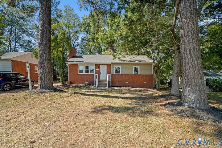 Property Photo:  8957 Three Chopt Road  VA 23229 