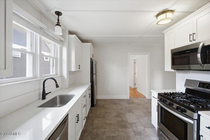 Property Photo:  21 Granite Street 2  NY 12866 