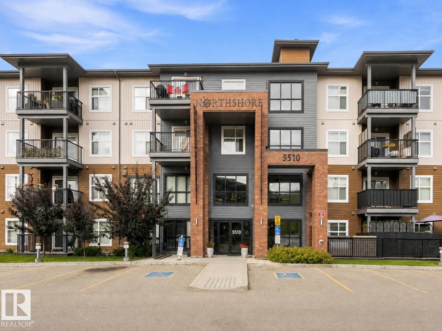 Property Photo:  5510 Schonsee Drive NW 414  AB T5Z 0N9 