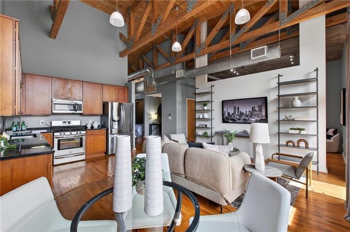 Property Photo:  660 Glen Iris Drive NE 405  GA 30308 