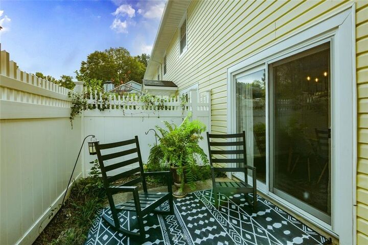 Property Photo:  2718 Suwanee Way SE  GA 30067 