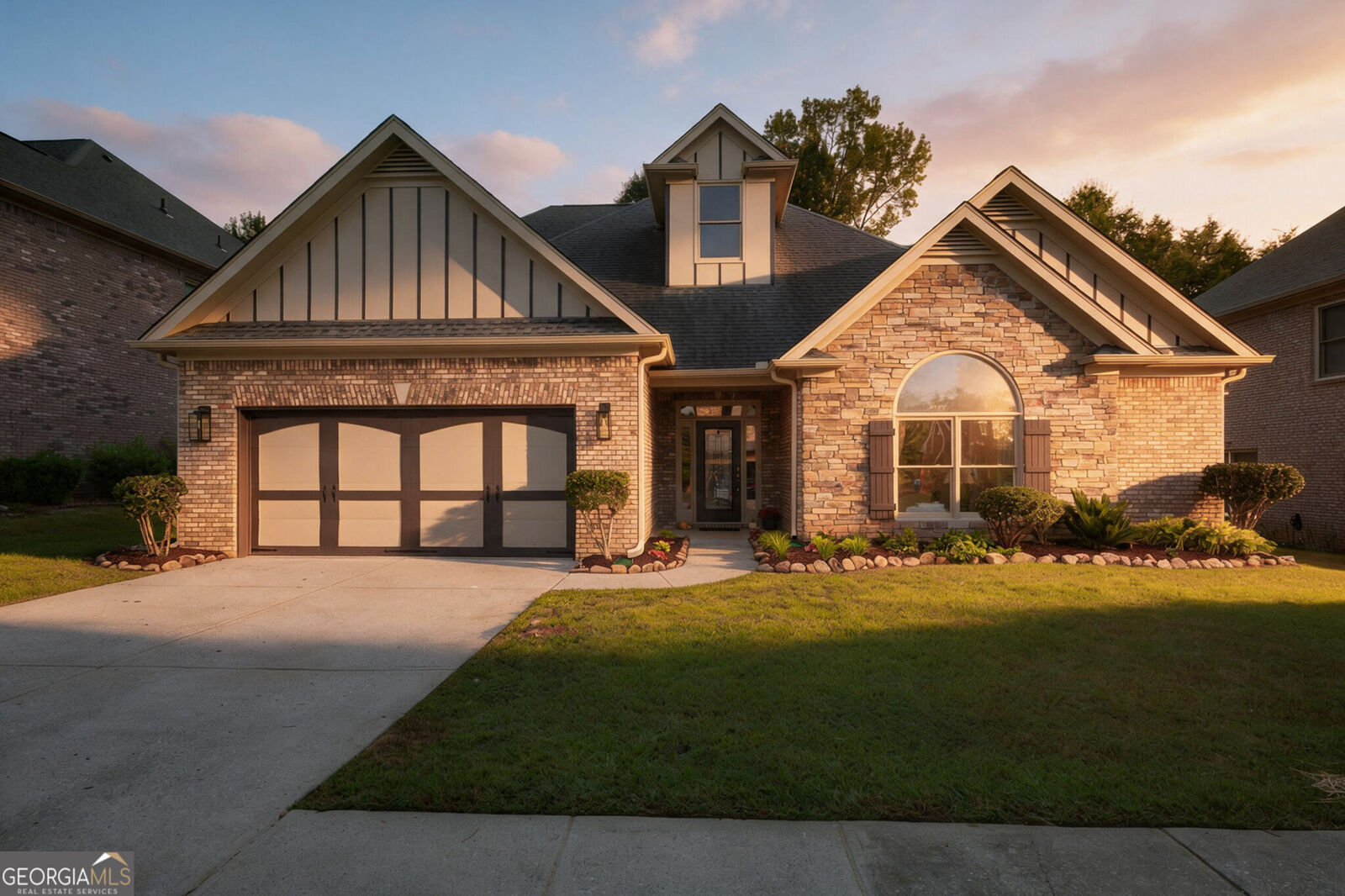 Property Photo:  1214 Ridge Hollow Lane  GA 30043 