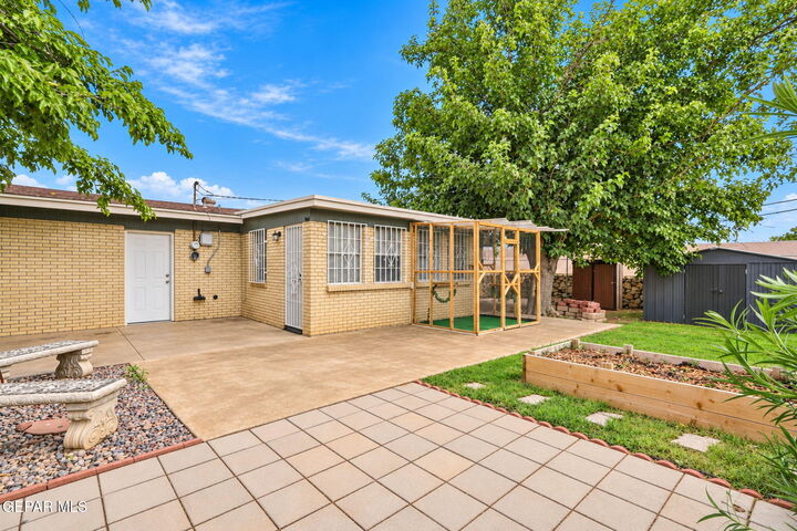Property Photo:  5200 Raintree Avenue  TX 79924 