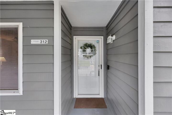 Property Photo: 312 Northlake Drive SC 29625