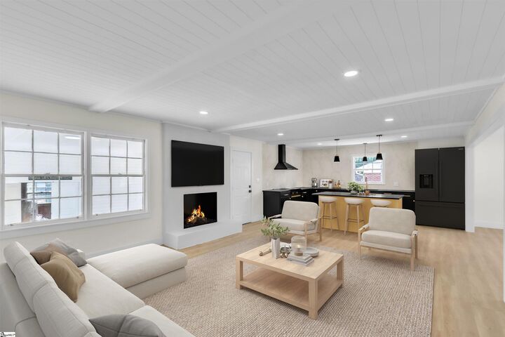 Property Photo: 602 Avon Drive SC 29687