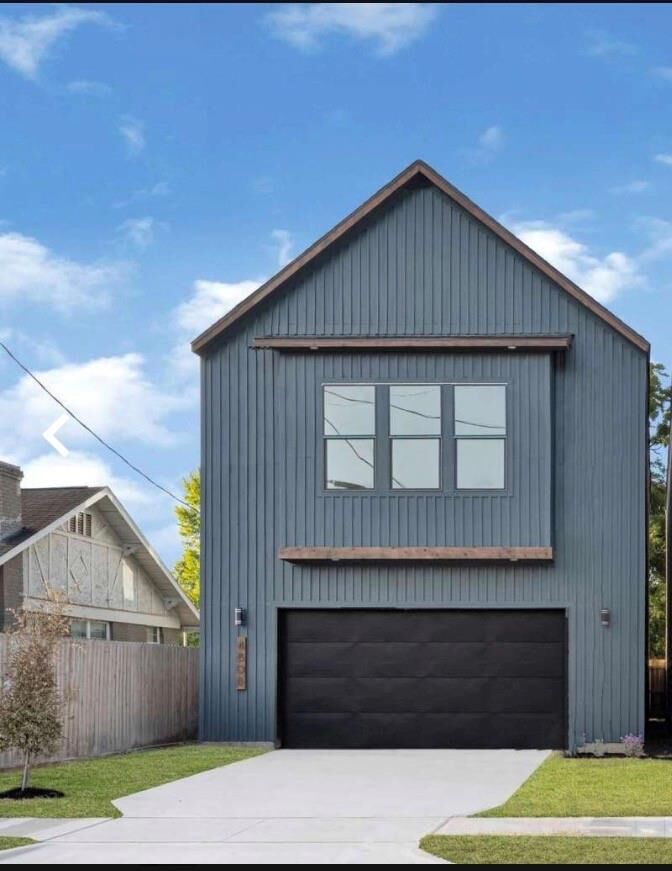 Property Photo: 4808 Farmer St TX 77020