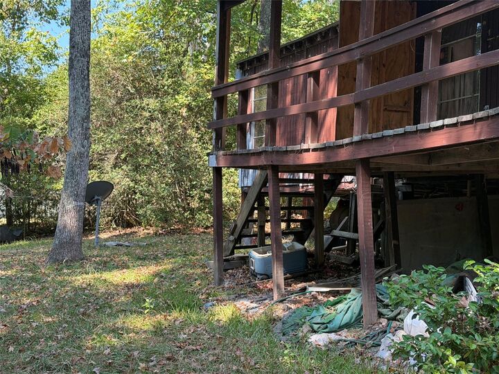 Property Photo: 673 Whisperwood Drive TX 77360