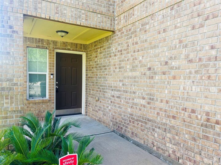 Property Photo: 9434 Turquoise Meadow Lane TX 77583