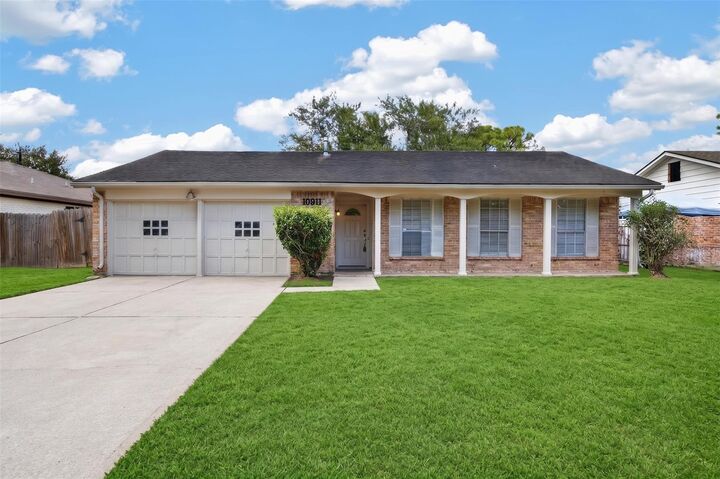 Property Photo:  10911 Sageleaf Lane  TX 77089 