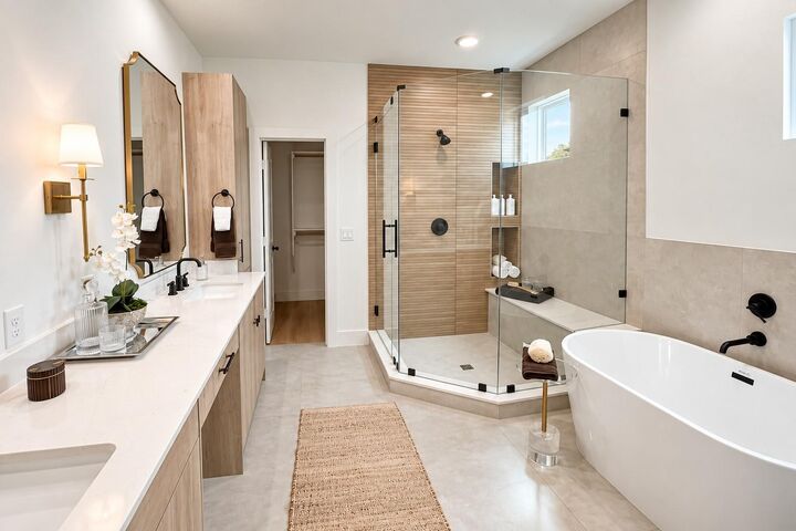Property Photo: 509 Hillwood Heights Drive TX 77091