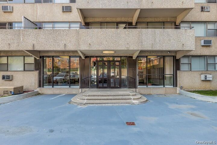 Property Photo: 1523 Central Park 8F NY 10710