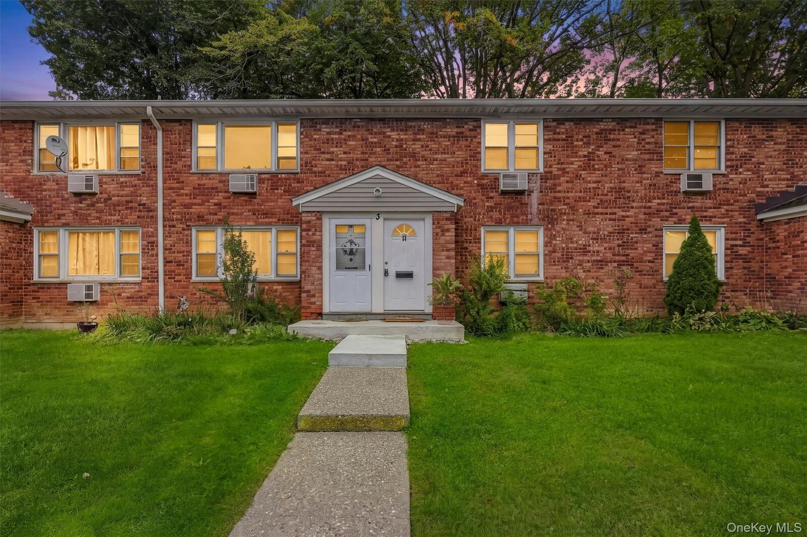 Property Photo:  1668 Route 9 3H  NY 12590 