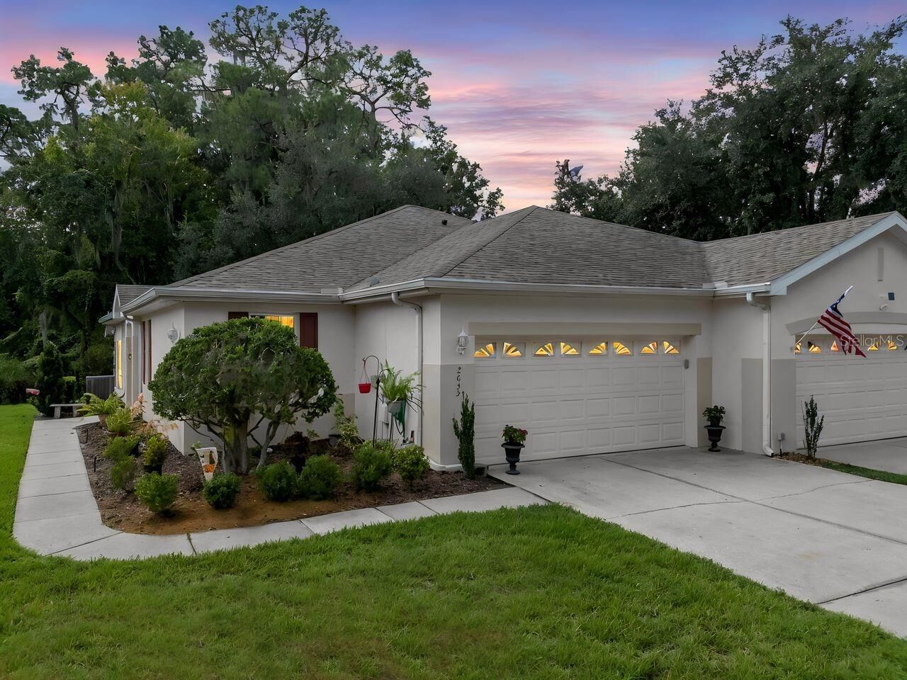 Property Photo:  2635 Eagle Greens Drive  FL 33566 
