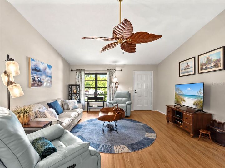 Property Photo: 1477 Hudson Road FL 34293