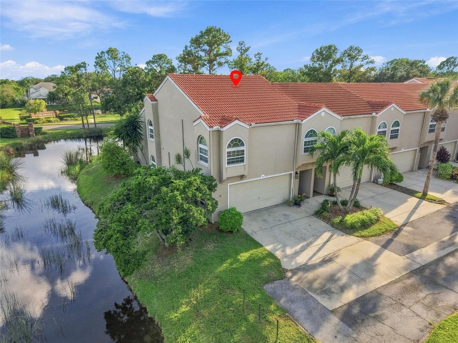 Property Photo: 629 Segovia Court NE 405 FL 33703