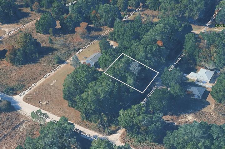 Property Photo:  NW 10th Street  FL 34482 