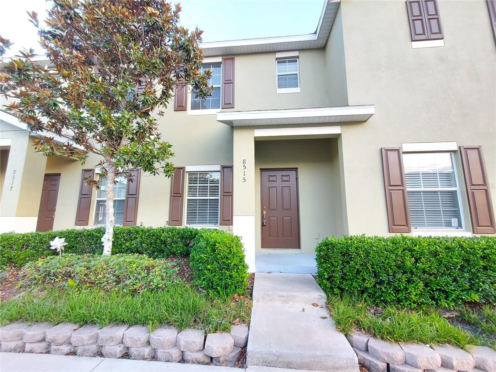 Property Photo:  8515 Brushleaf Way  FL 33647 