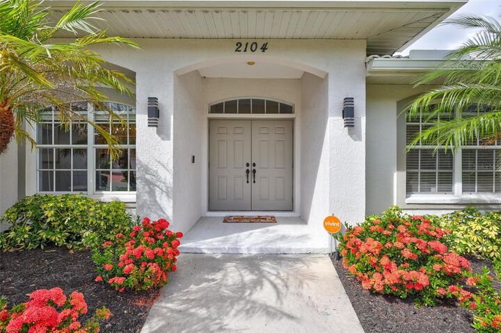 Property Photo: 2104 Tocobaga Lane FL 34275