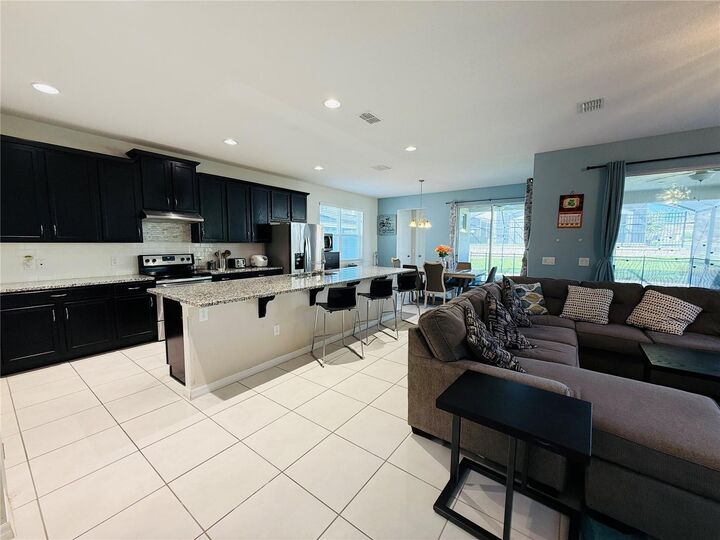 Property Photo:  1848 Sandy Park Trail  FL 34747 