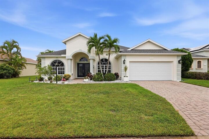 Property Photo: 5847 Lexington Drive FL 34219
