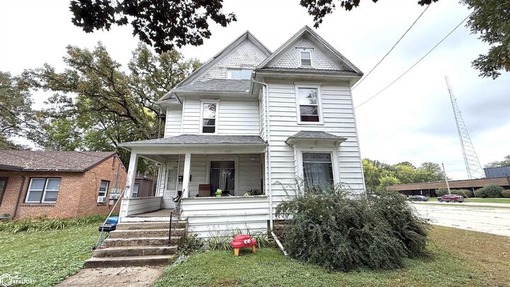 Property Photo:  309 E State Street  IA 50401 