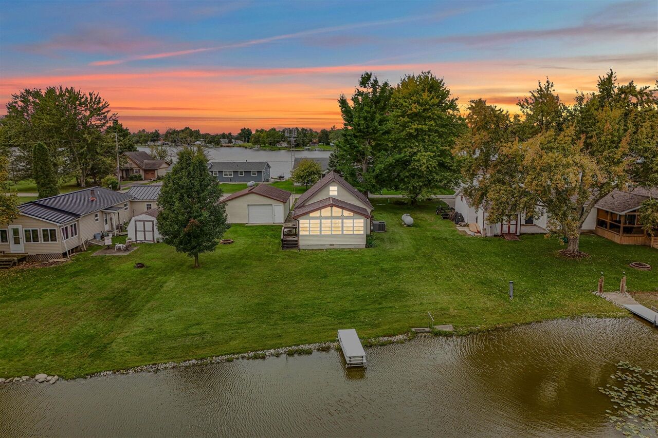 Property Photo:  14800 Lark Drive  MI 49232-9776 