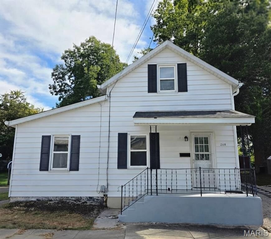 Property Photo: 268 La Haye Street MO 63670