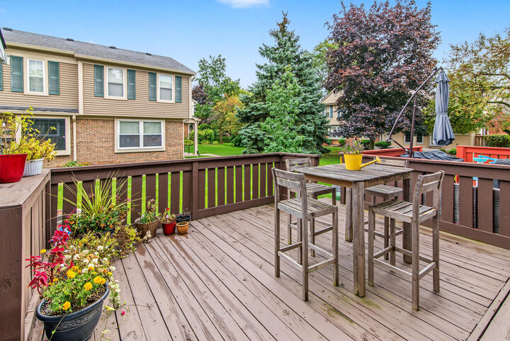 Property Photo:  2828 Bombridge Court  MI 48104 