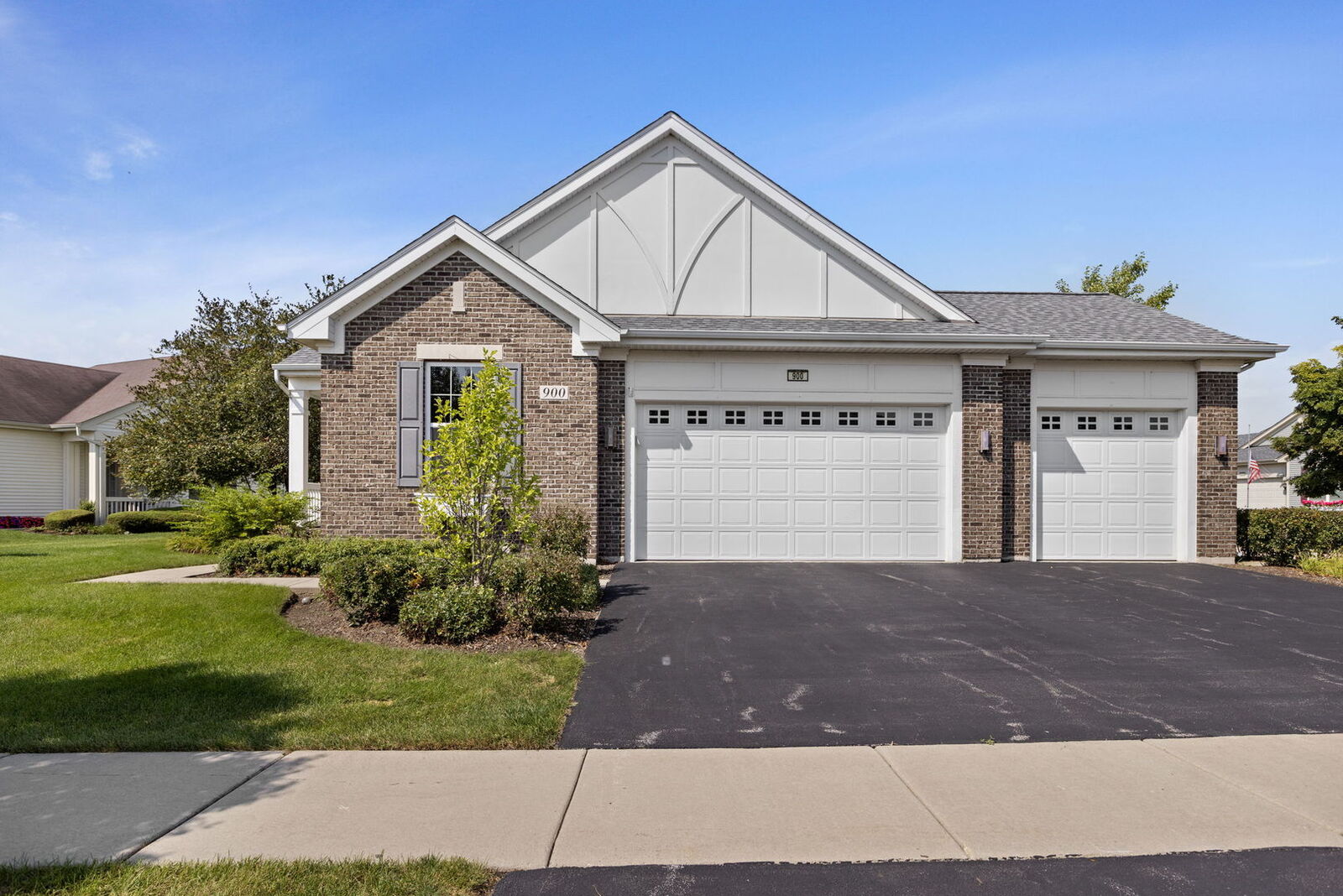 Property Photo: 900 Scottsdale Drive IL 60140