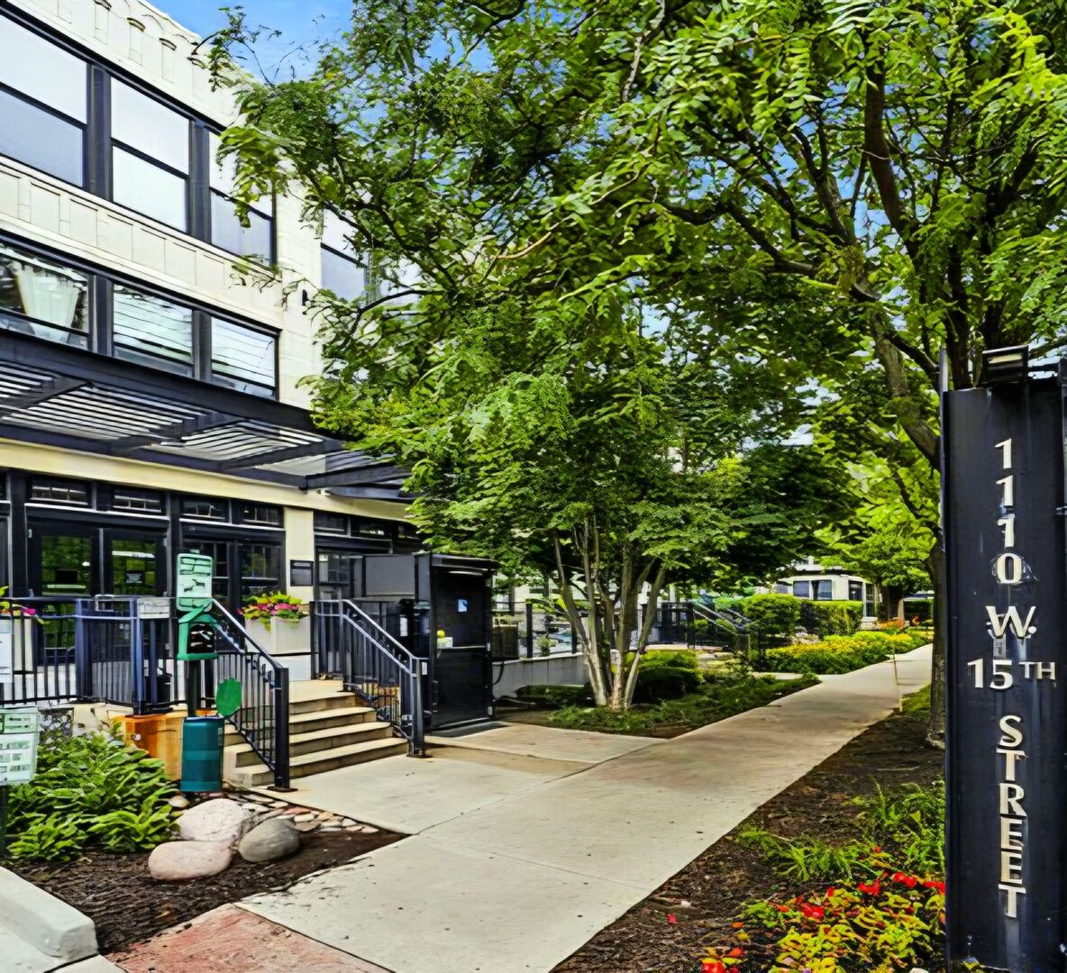 Property Photo:  1110 W 15th Street 316  IL 60608 