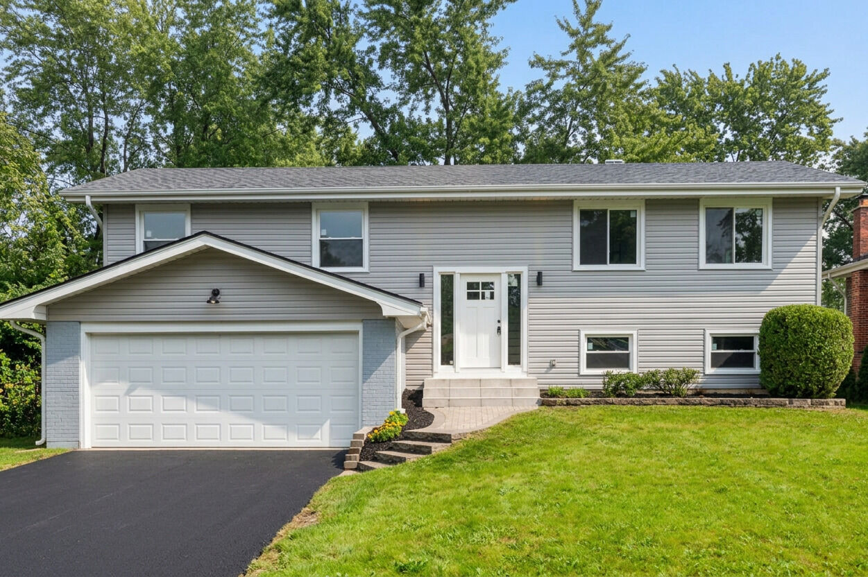 Property Photo:  1075 Lancaster Court  IL 60169 